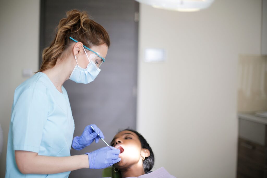 how many visits are needed for root canal treatment