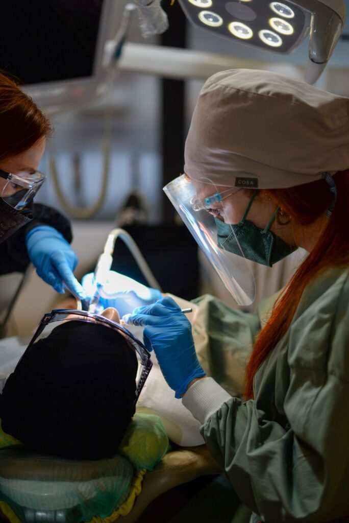 Dentist Near Meadowbrook, BC